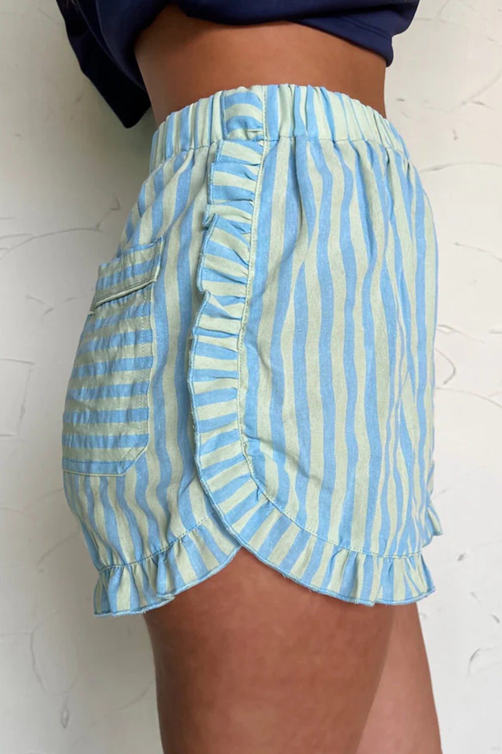 Ruffle Trim Casual Shorts