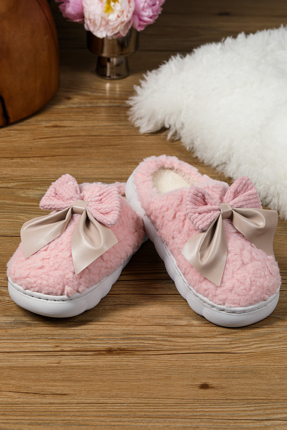 Bowknot Plush Slippers