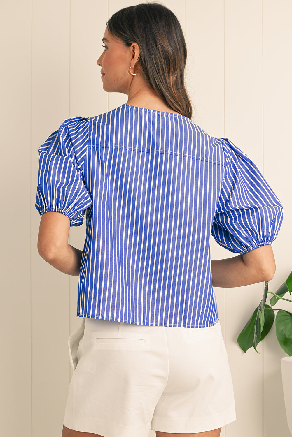 Bow Tie Front Puff Short Sleeve Blouse