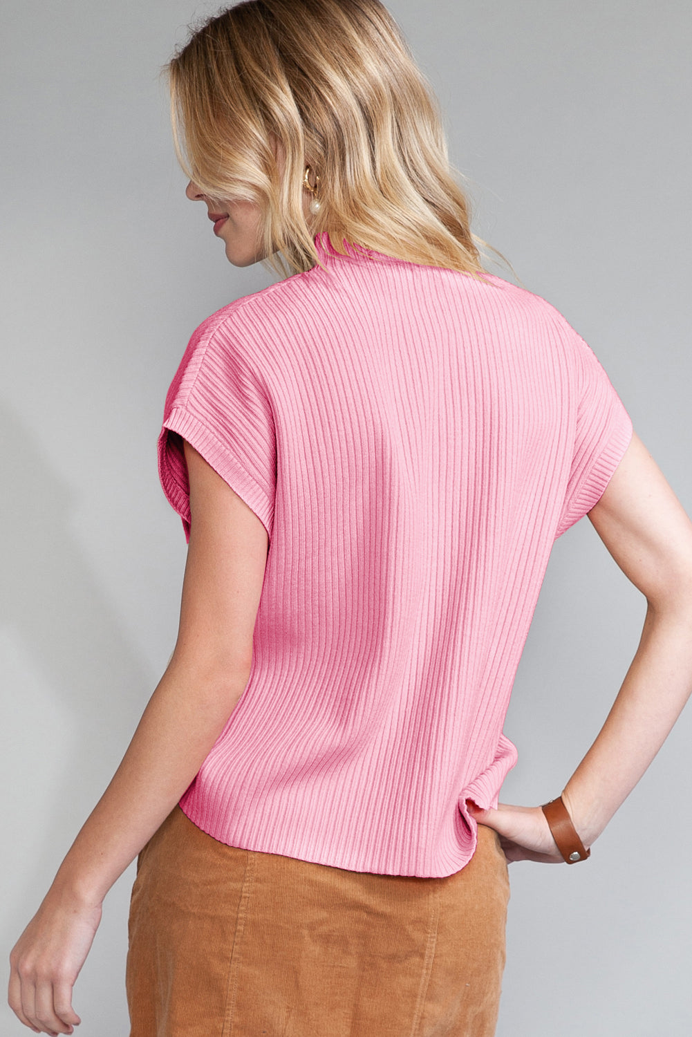 Gray Patch Pocket Ribbed Knit Short Sleeve Sweater