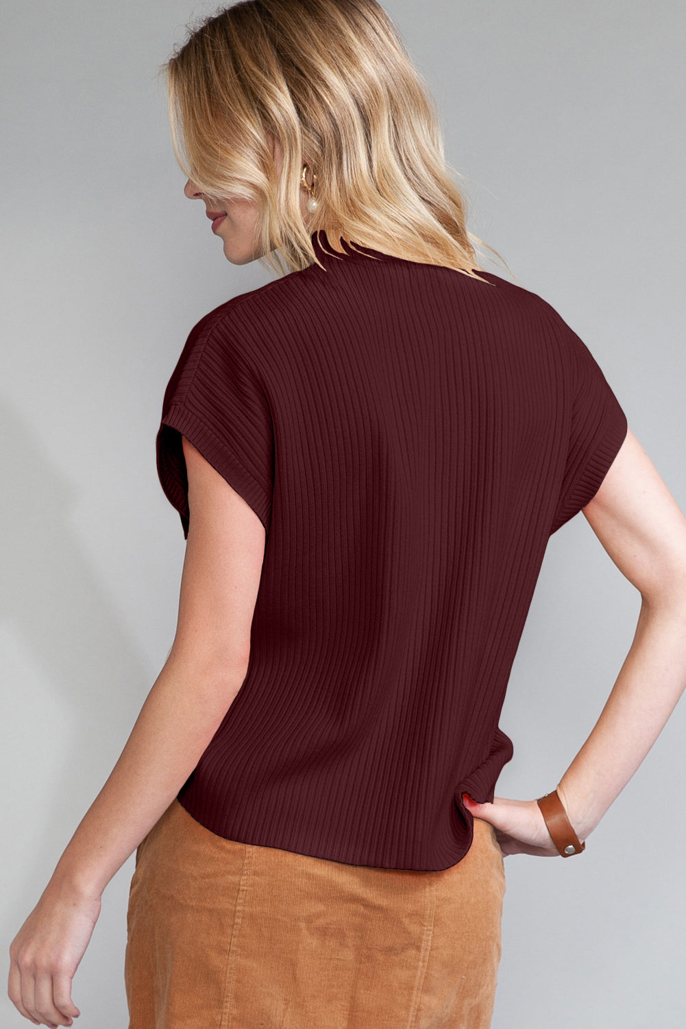 Gray Patch Pocket Ribbed Knit Short Sleeve Sweater