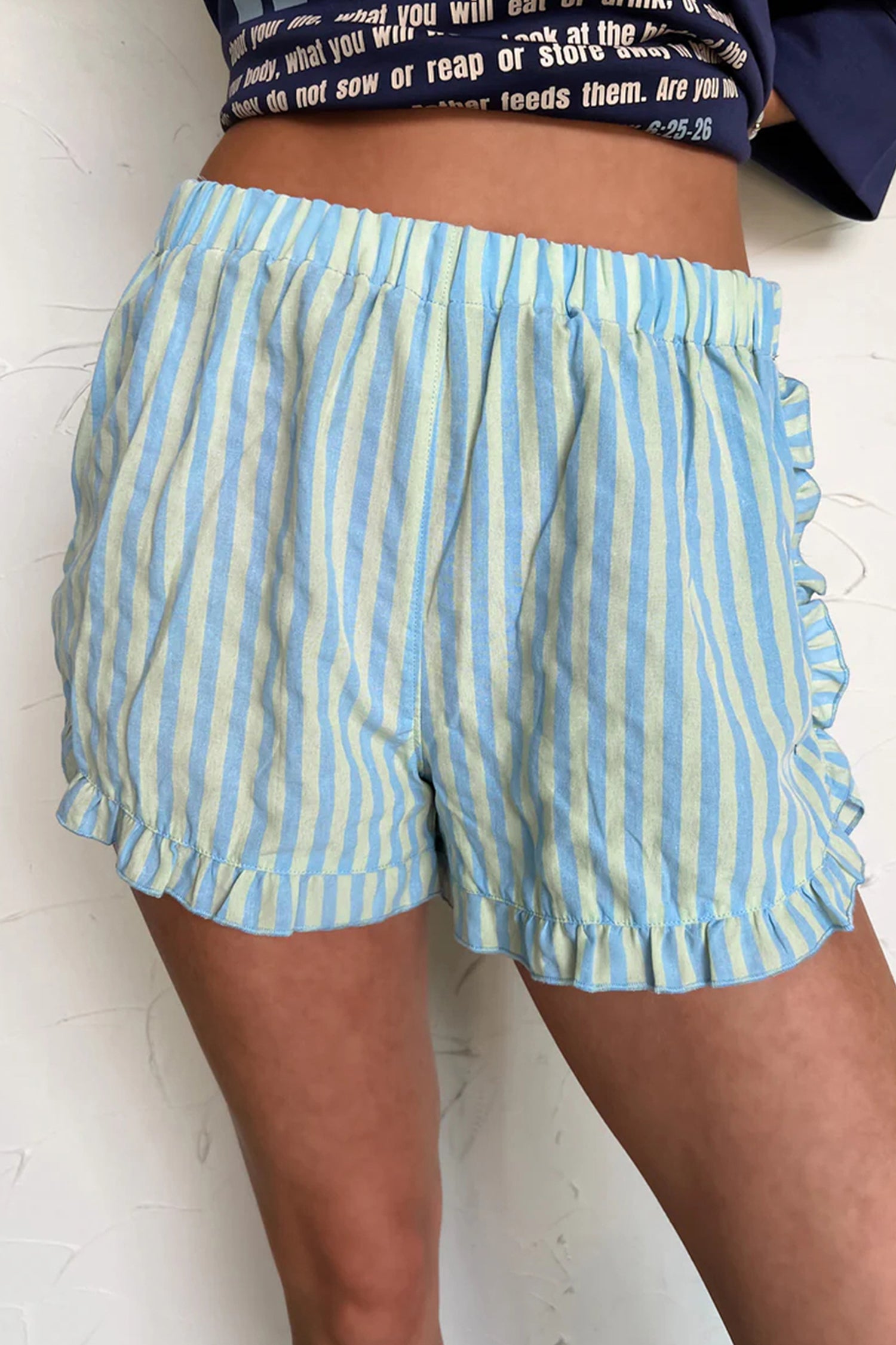 Ruffle Trim Casual Shorts