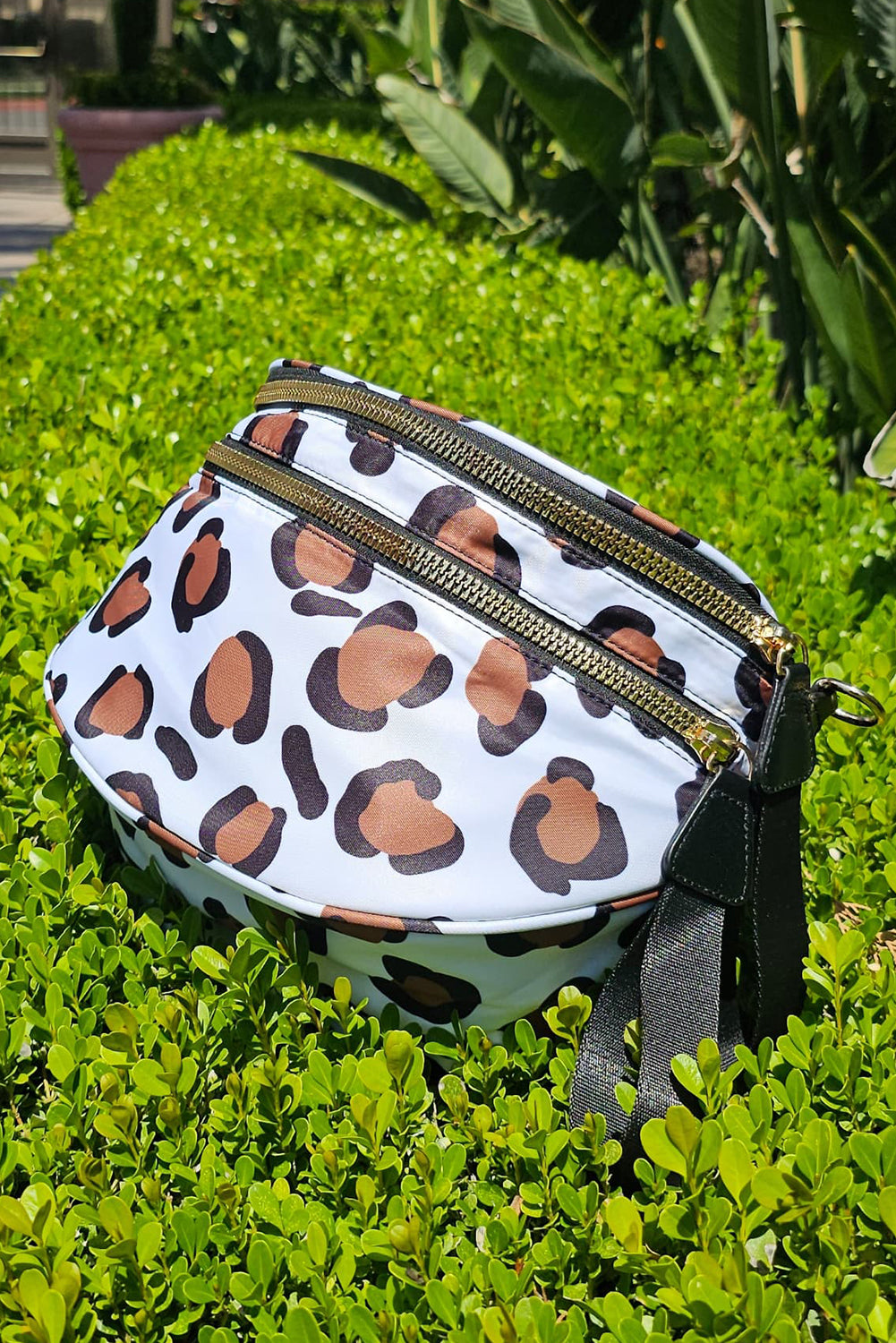 Wide Strap Large Crossbody Bag