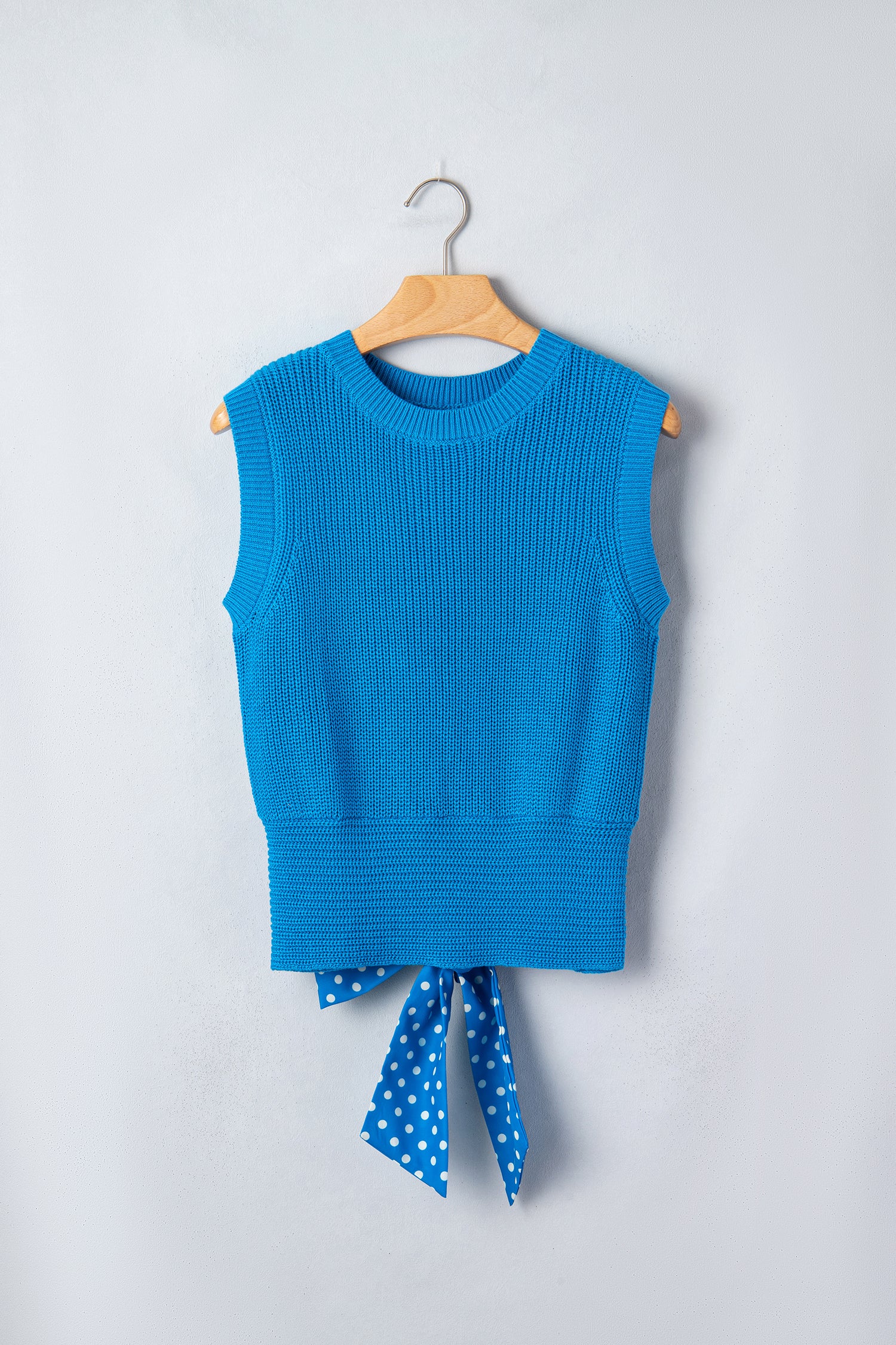 Slim Knit Knot Back Cropped Sweater Tank