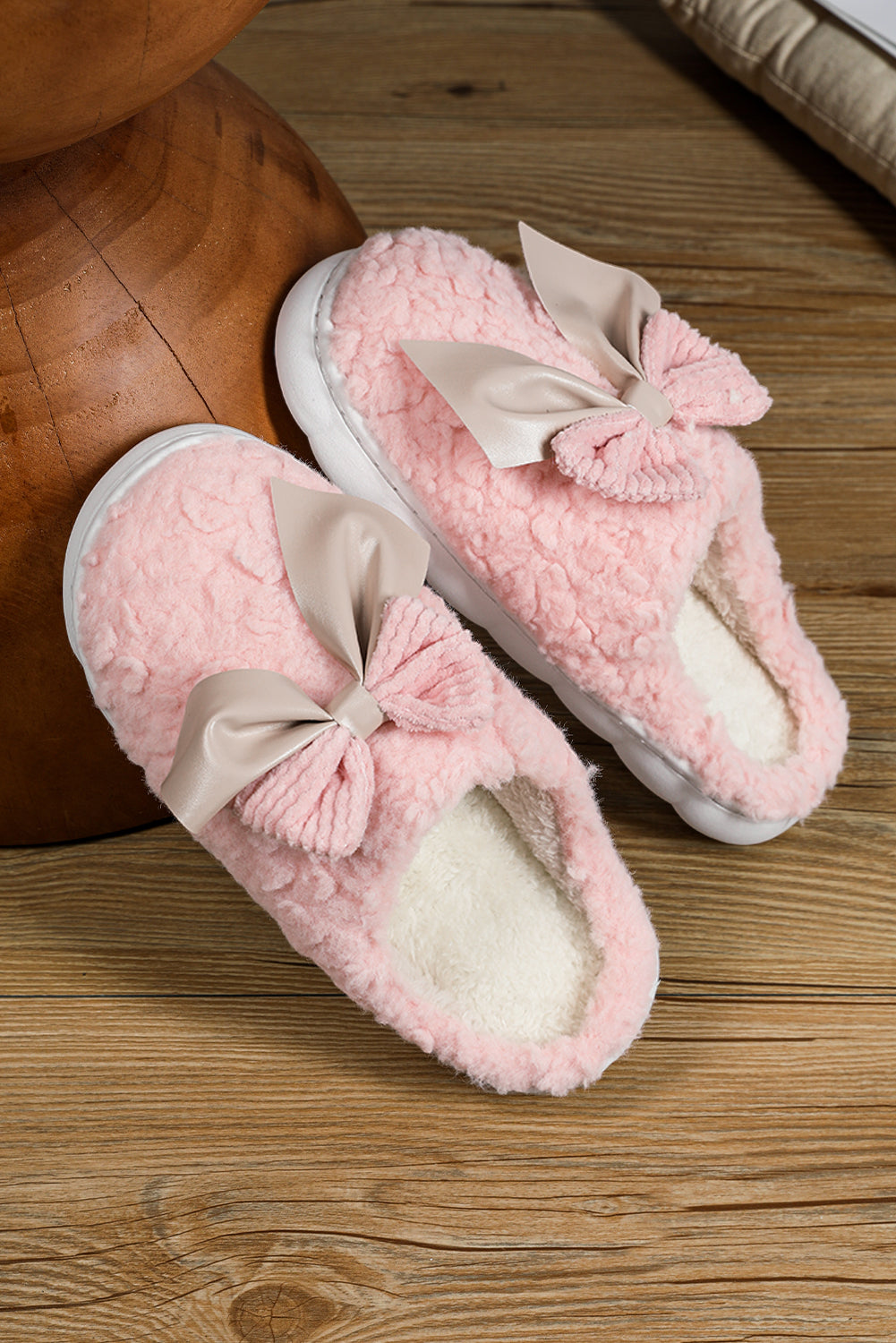 Bowknot Plush Slippers