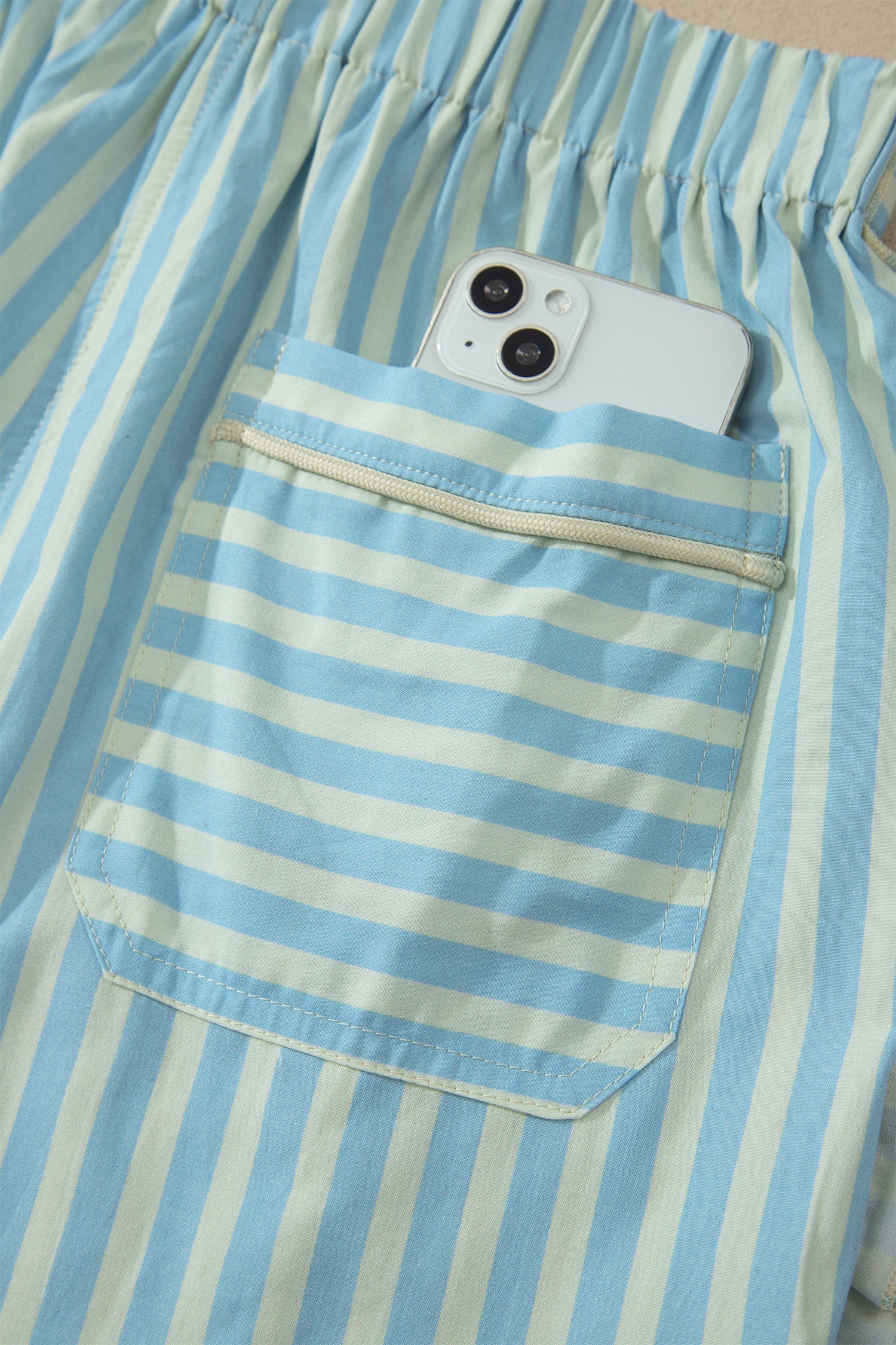 Ruffle Trim Casual Shorts